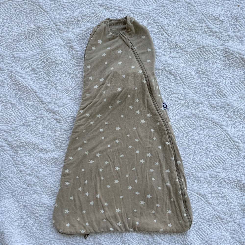 SOLD Gunamuna Bamboo Tan Star 0.5 TOG Sleep Bag Swaddle Sleep Sack 0-3months